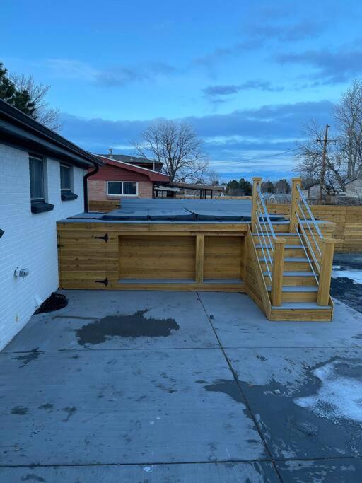 Villa Sleeps 16 - 15 Min/Downtown, 10 Min/Medical Center Aurora Exterior foto